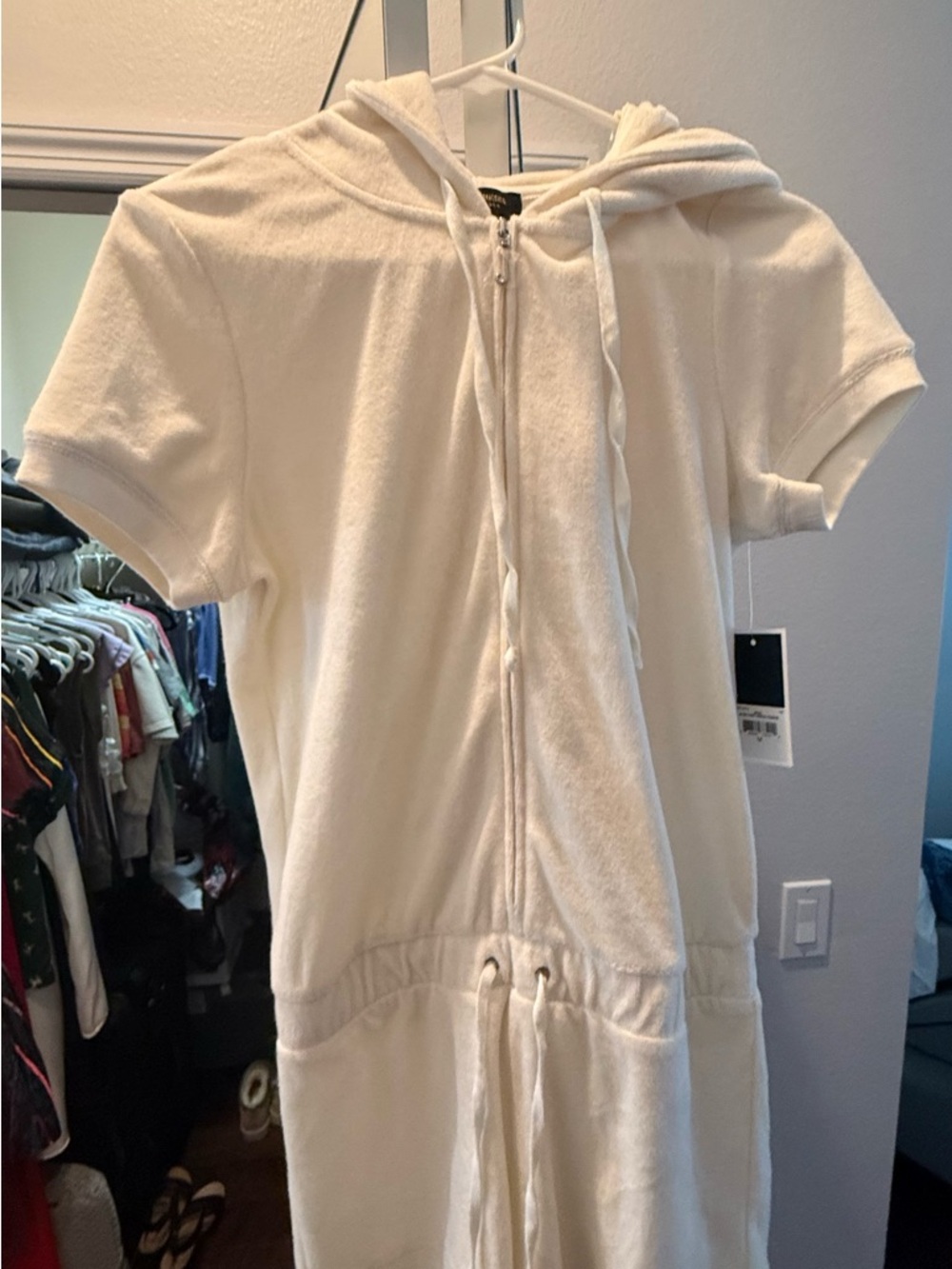 Juicy Couture Cream/Tan Zip Hoodie Y2k black label